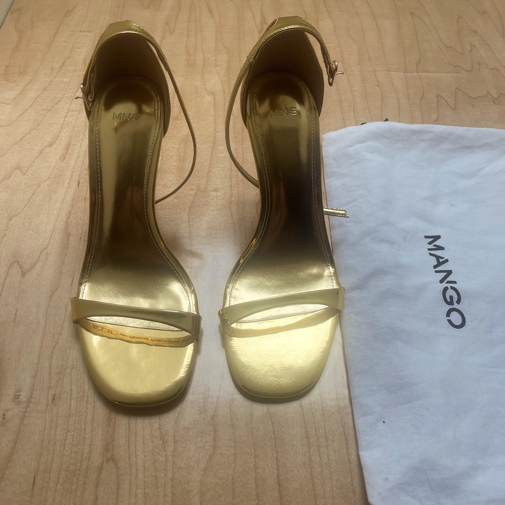 MANGO gold sandals Size US 8/ EU 39